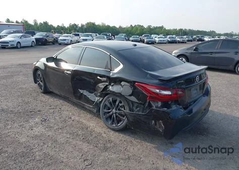 2018 Nissan Altima 2.5/S/Sv/Sl/Sr из США, поврежденный, VIN 1N4AL3AP5JC299208